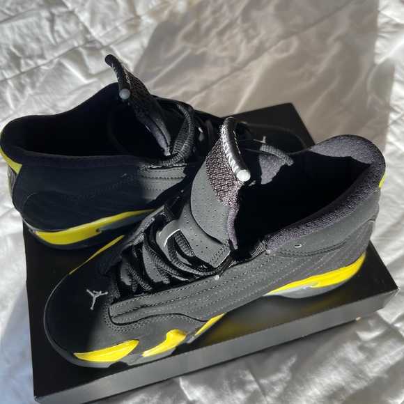 AIR JORDAN 14 RETRO BLACK AND YELLOW